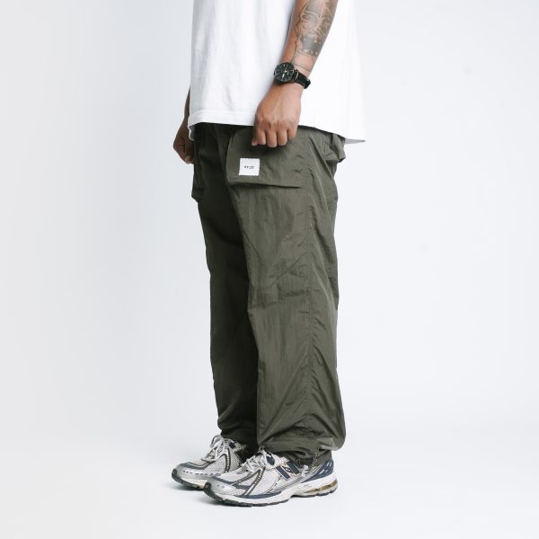 LARG Trackpants